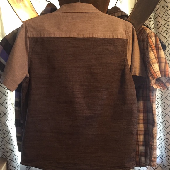 Coastal Button Down Shirt - Picture 4 of 4